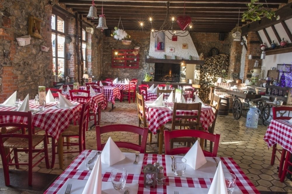 Logis Hotel - Les Paturelles Avesnelles Esterno foto
